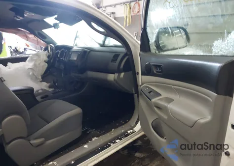 2014 Toyota Tacoma z USA, uszkodzony, nr VIN 5TFTX4CN0EX045283